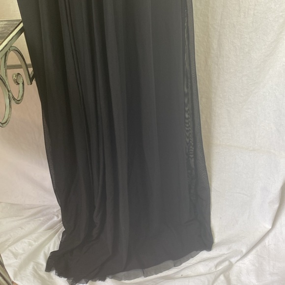 La Femme Black Embellished Empire Waist Sleeveless Halter Maxi Long Formal Dress - Picture 6 of 10